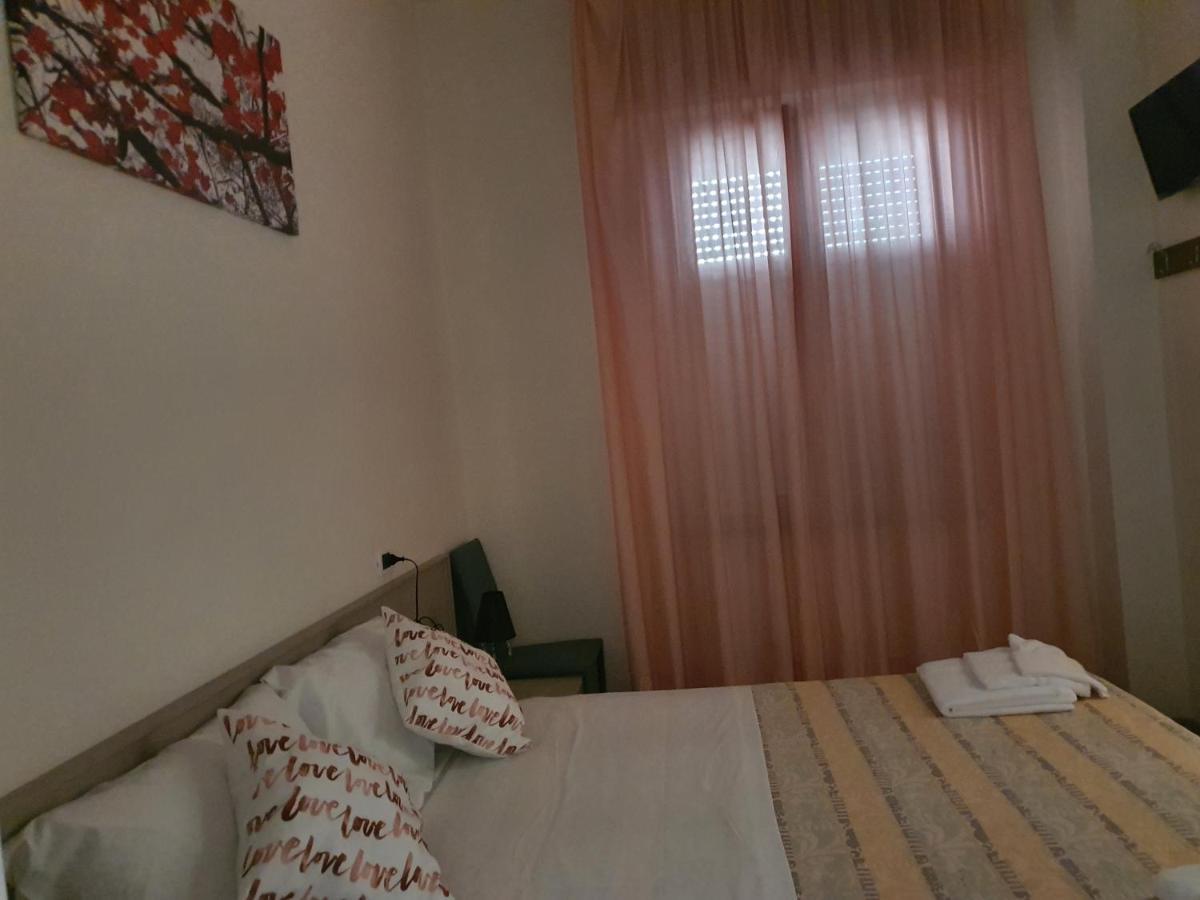 Hotel Bologna Rimini Luaran gambar
