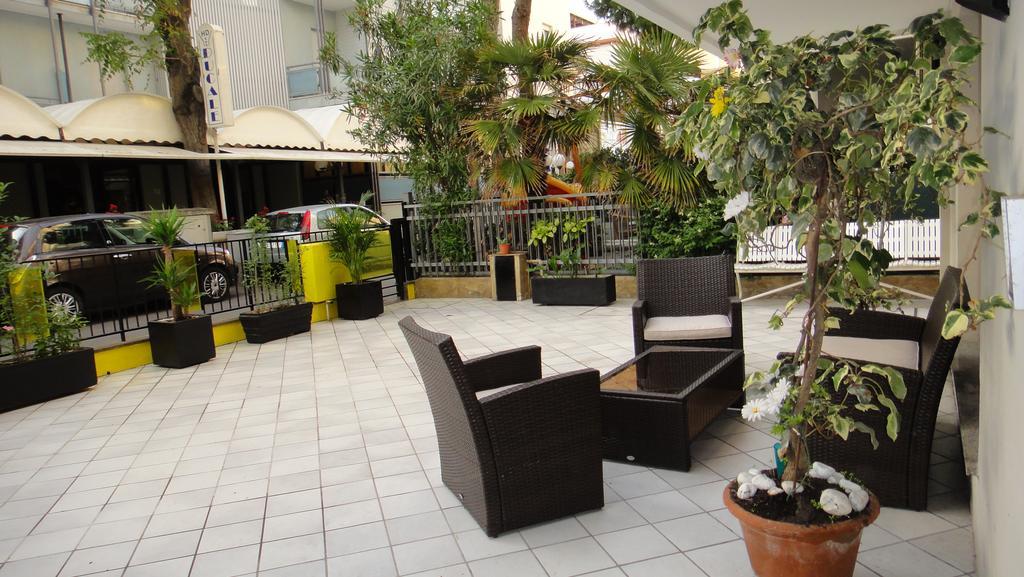 Hotel Bologna Rimini Luaran gambar